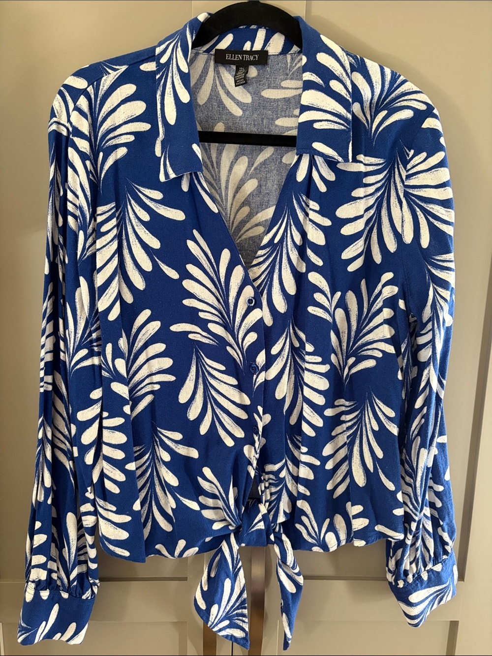Ellen Tracy Royal Blue & White Tie-Front Button Down Shirt
